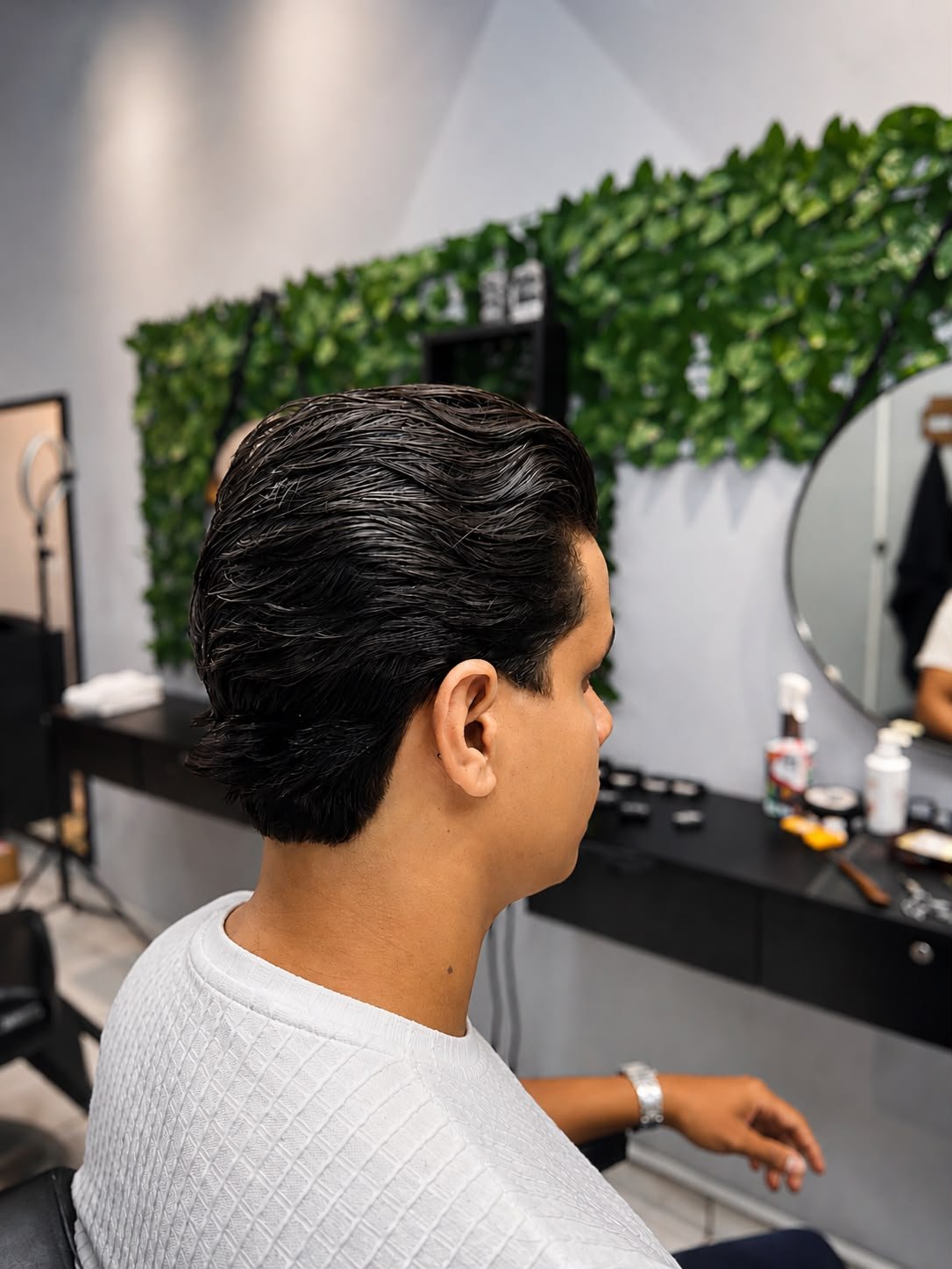Corte masculino finalizado na AZVDO Barbearia